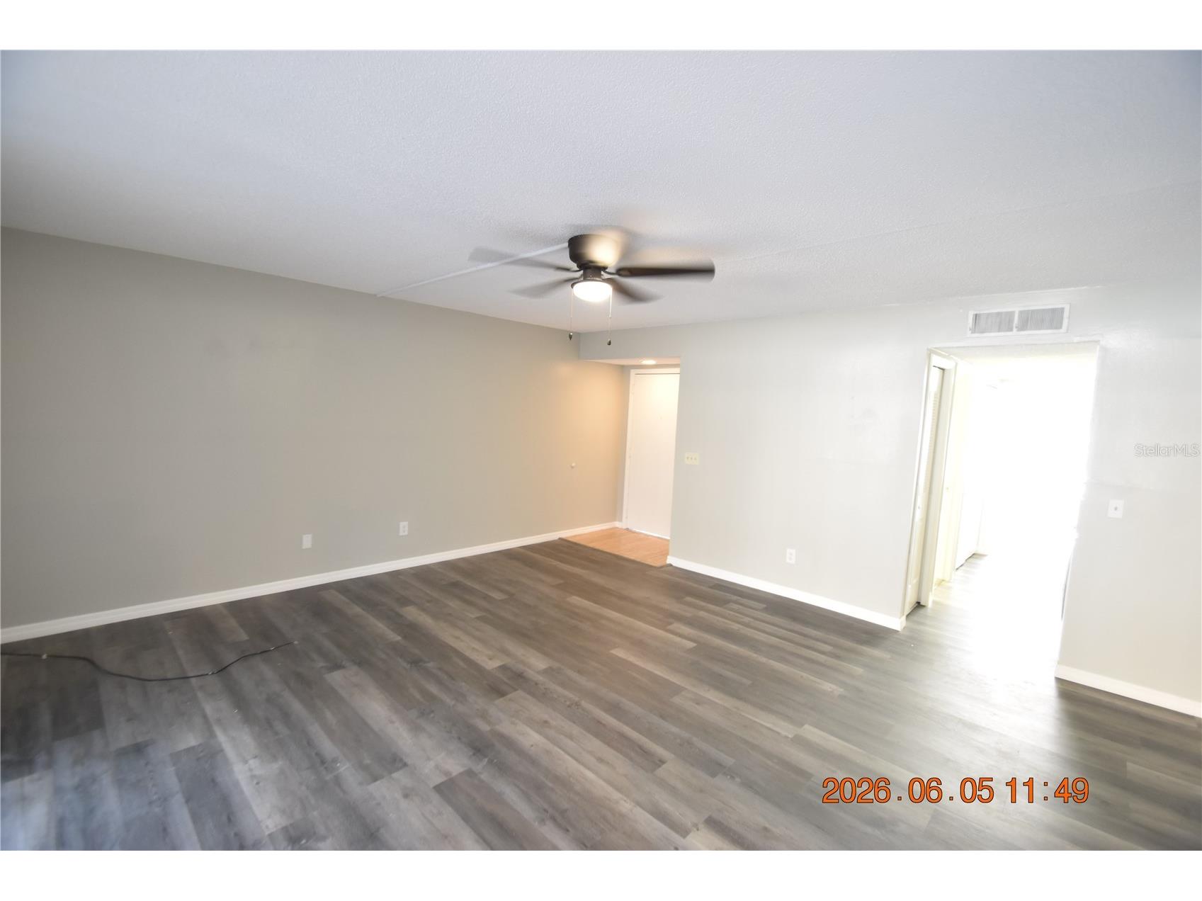 5125 Puritan Circle #1103 Tampa FL 33617 TB8517400 image4