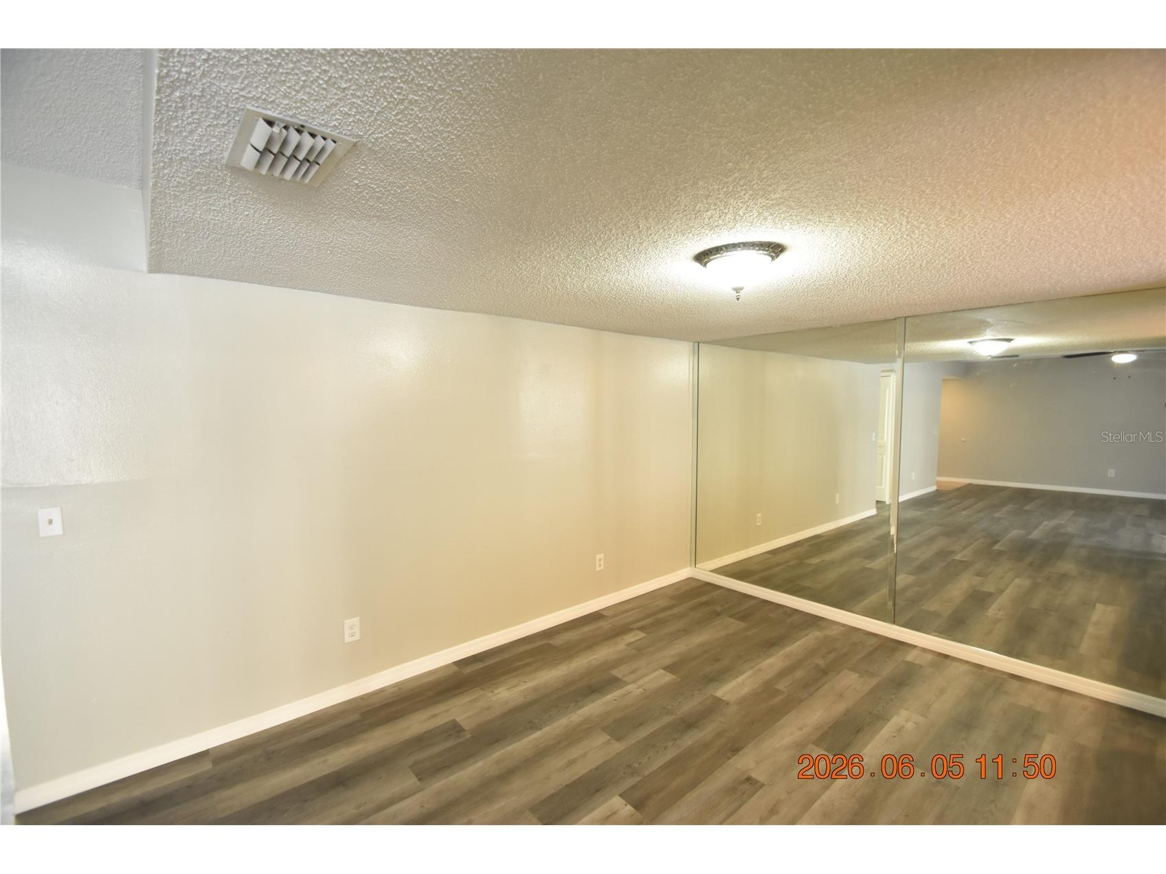 5125 Puritan Circle #1103 Tampa FL 33617 TB8517400 image6
