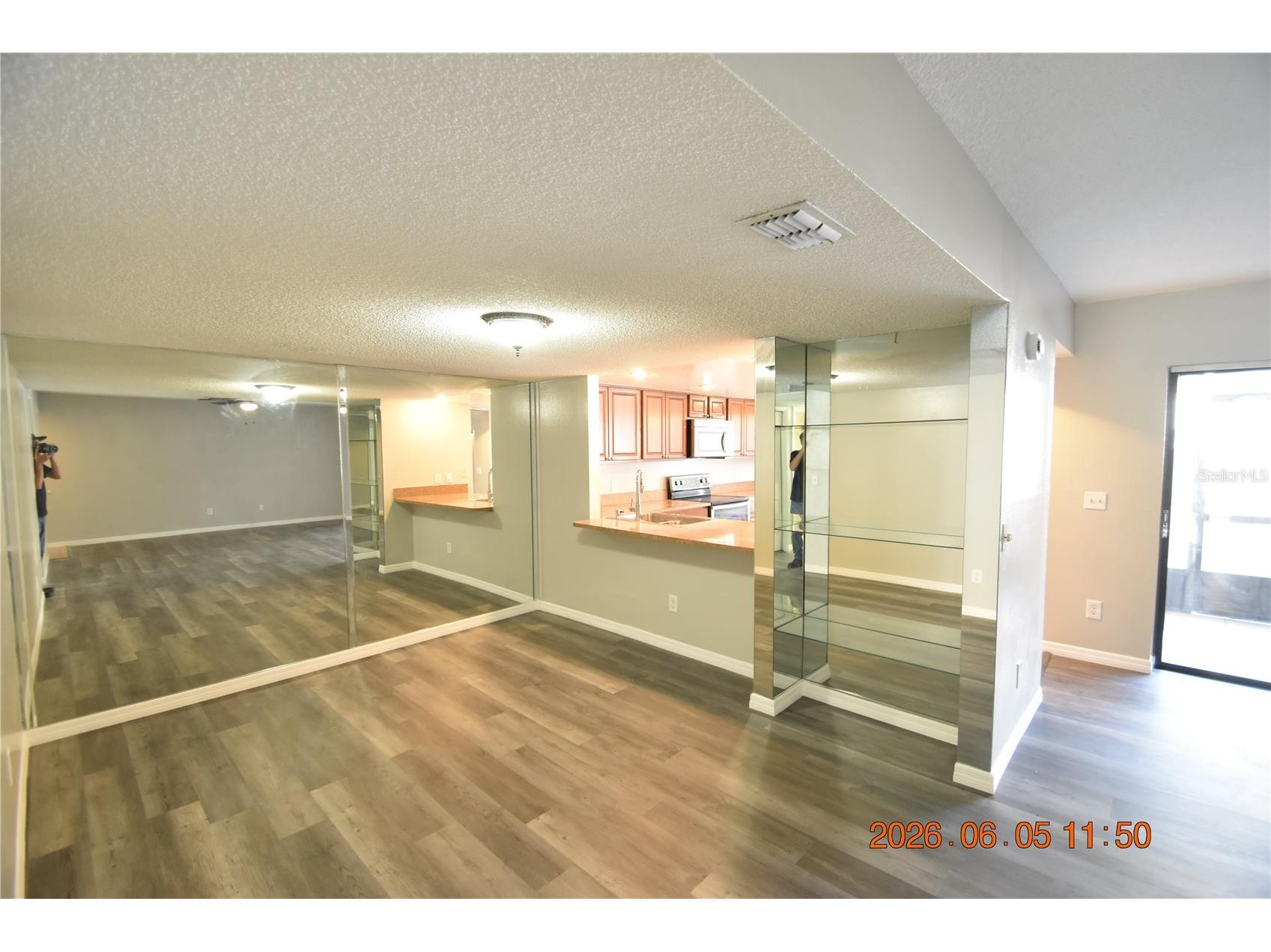 5125 Puritan Circle #1103 Tampa FL 33617 TB8517400 image7