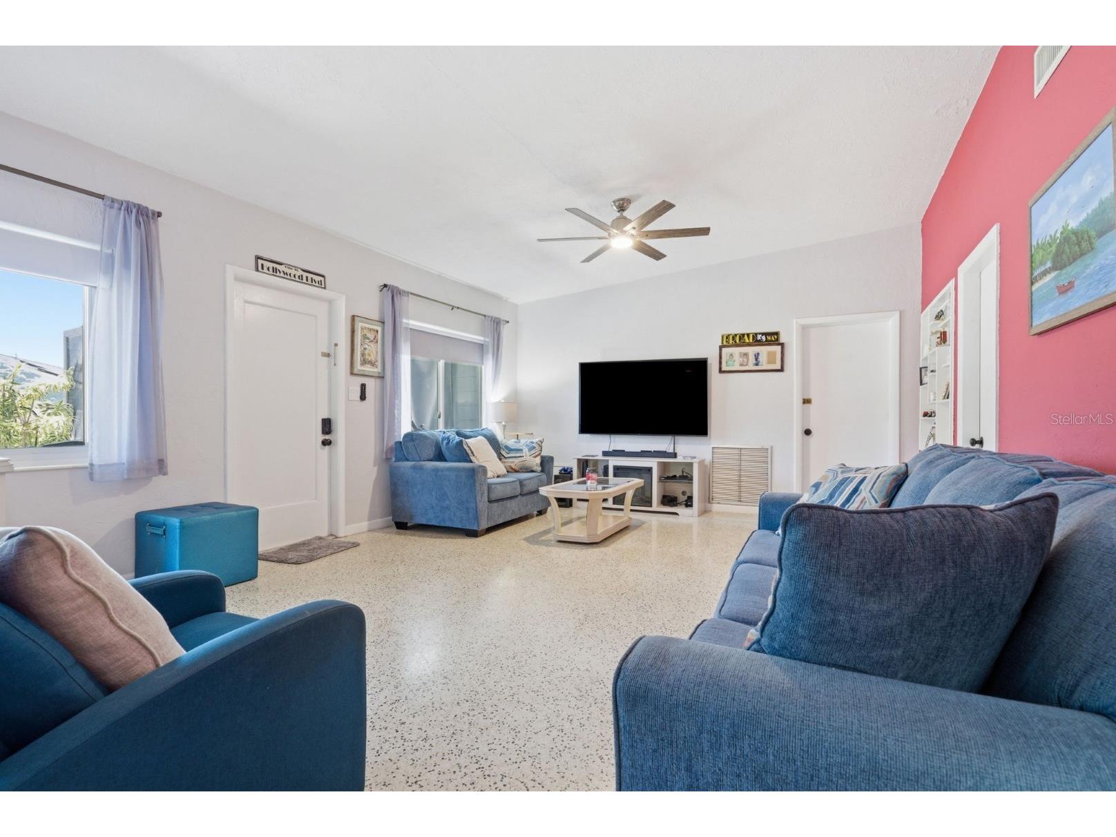 5126 104th Street N Saint Petersburg FL 33708 TB8511231 image2