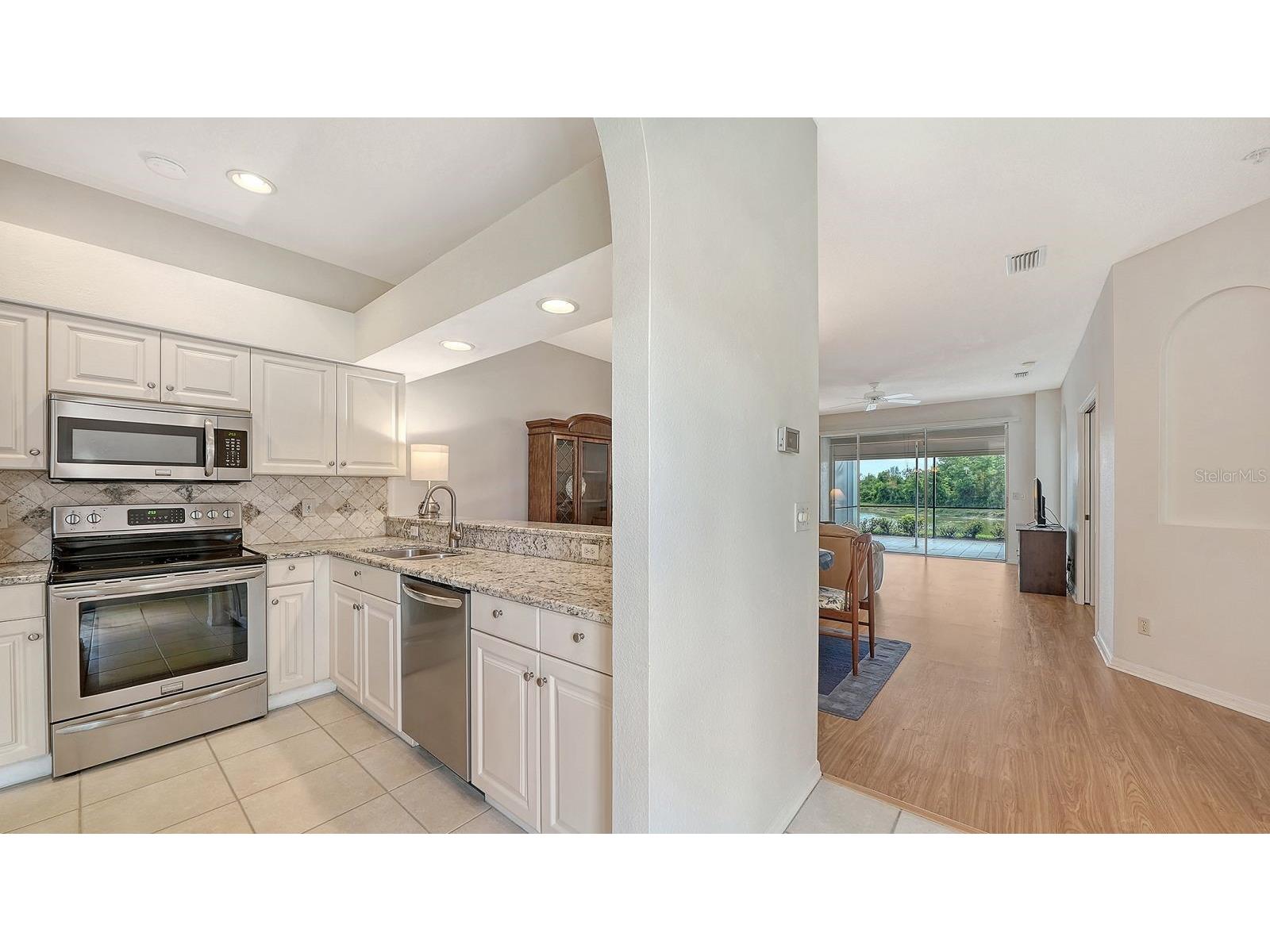 5126 Blue Ash Avenue Sarasota FL 34241 A4687578 image4