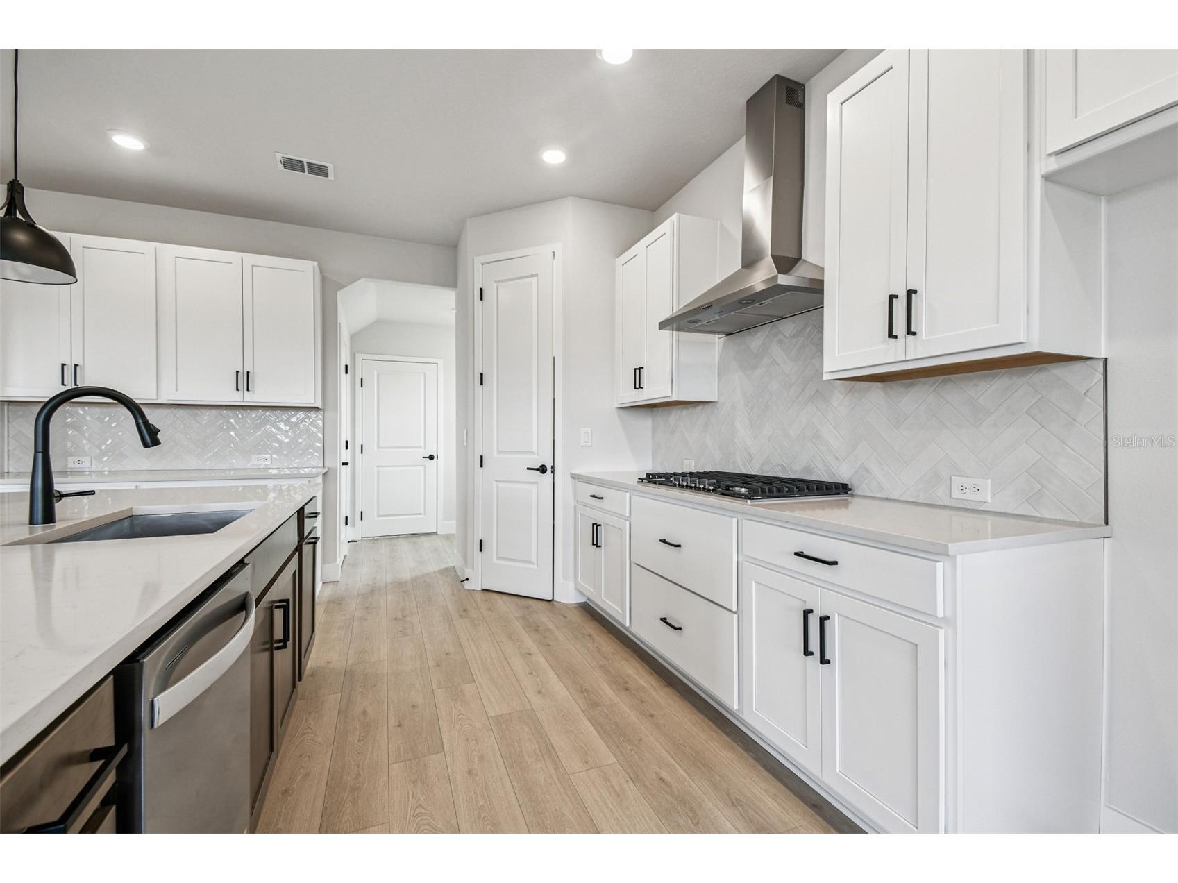 5126 Sea Branch Avenue Apollo Beach FL 33572 TB8425542 image10