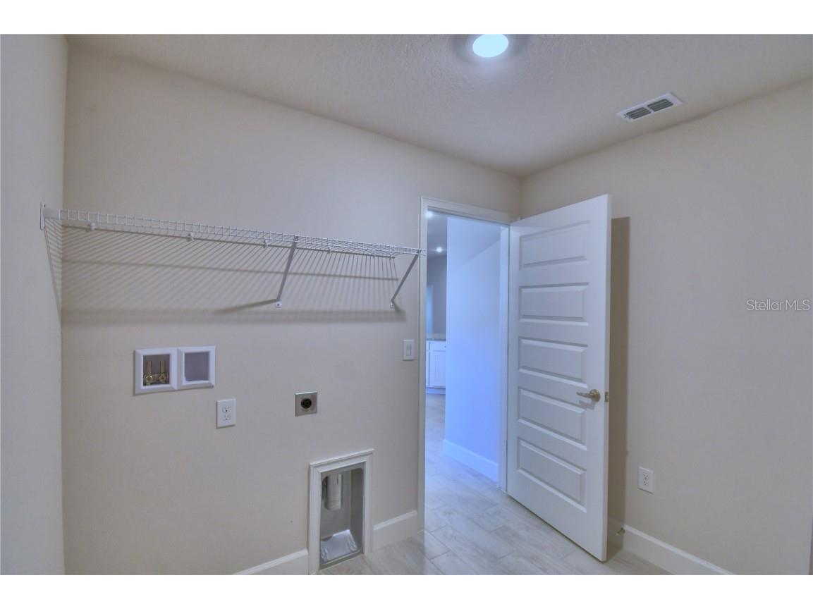 5126 Villa Crest Way Auburndale FL 33823 - LAKE JULIANA L4948890 image9