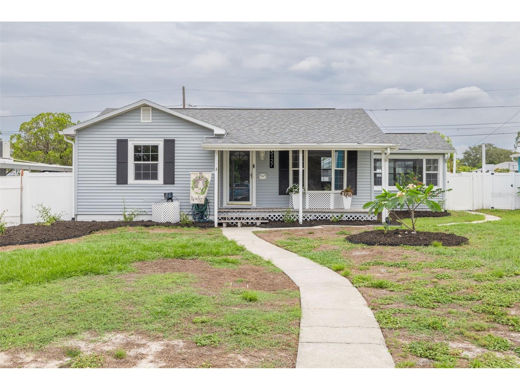 5127 29th Avenue N Saint Petersburg FL 33710 TB8515566 image1