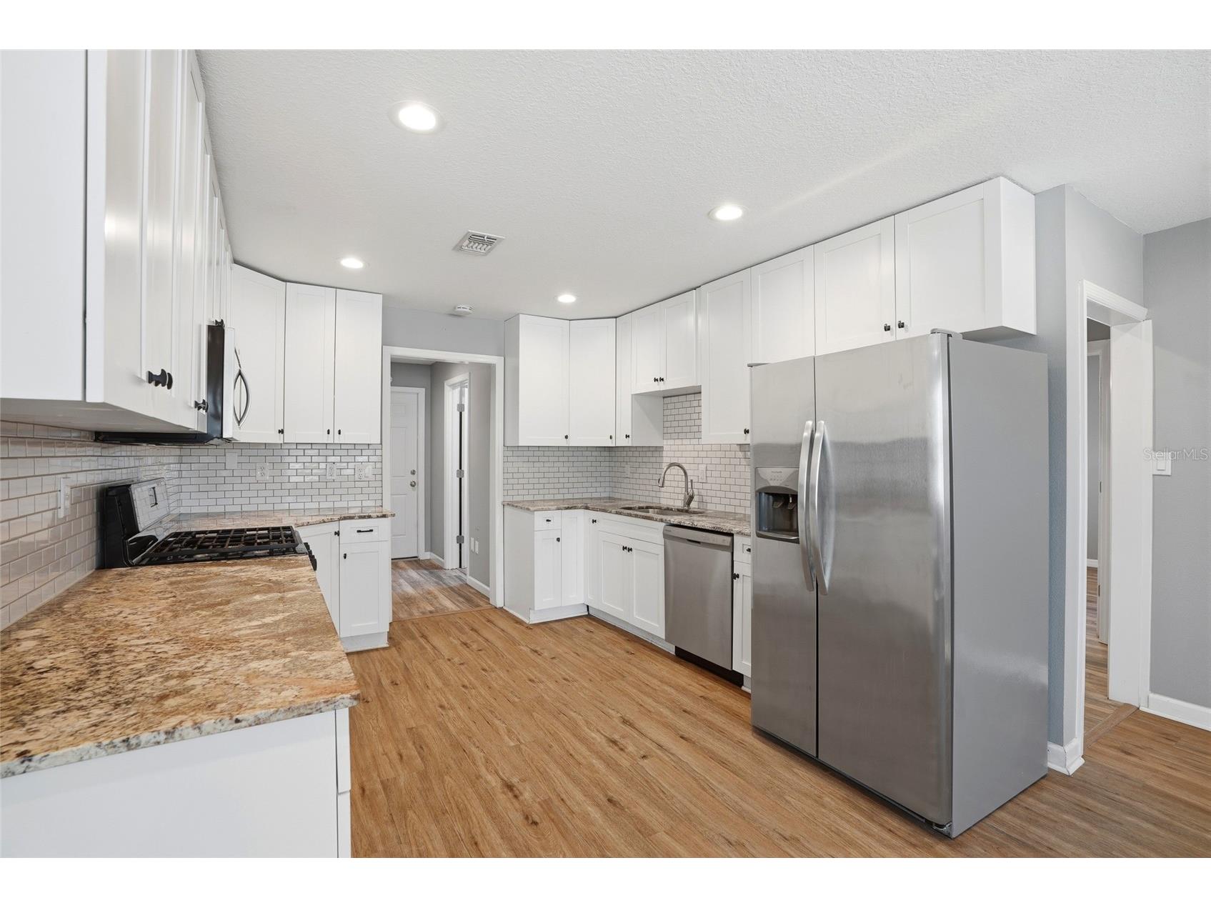 5127 4th Avenue S Saint Petersburg FL 33707 TB8505839 image11