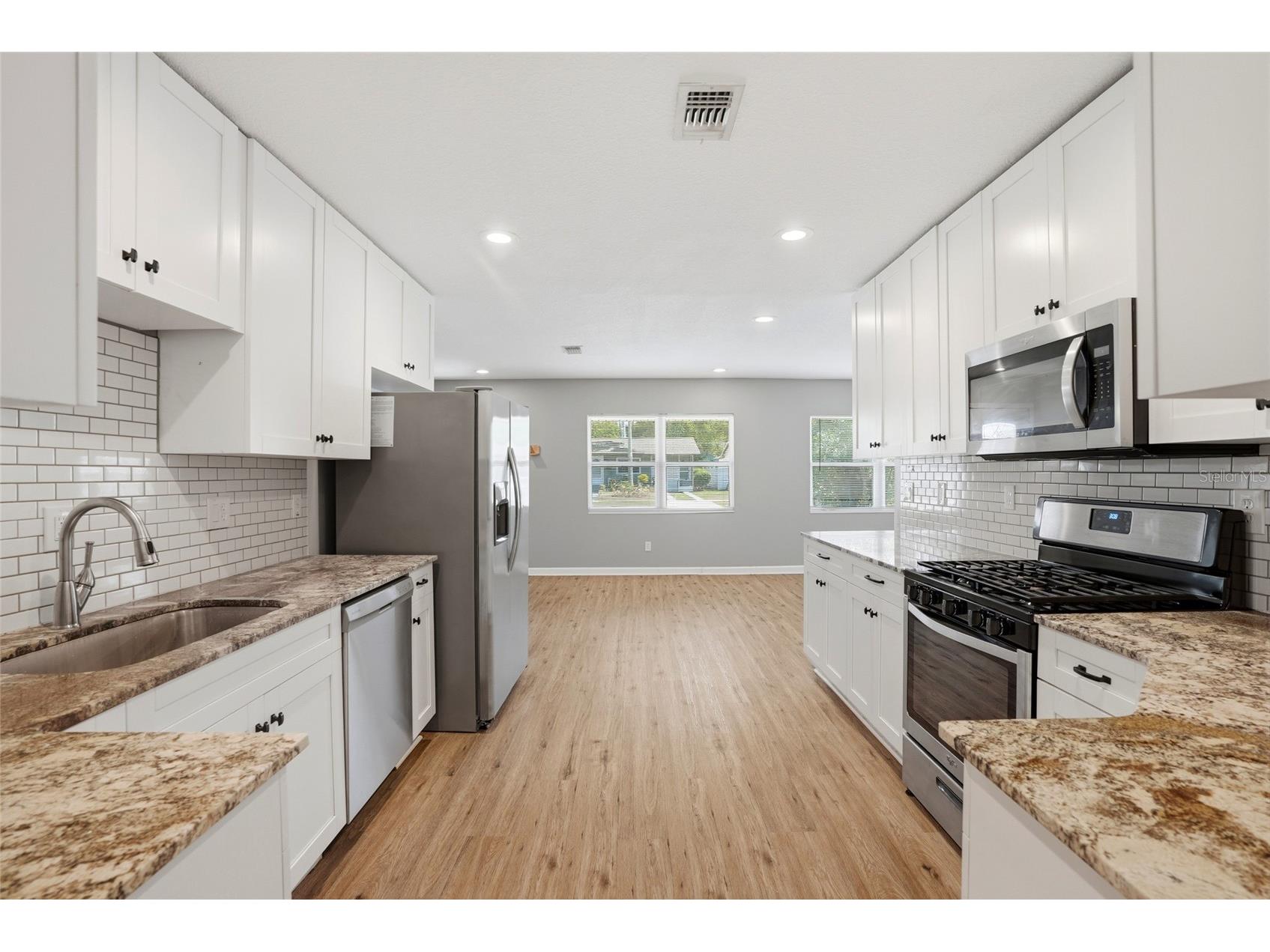 5127 4th Avenue S Saint Petersburg FL 33707 TB8505839 image13