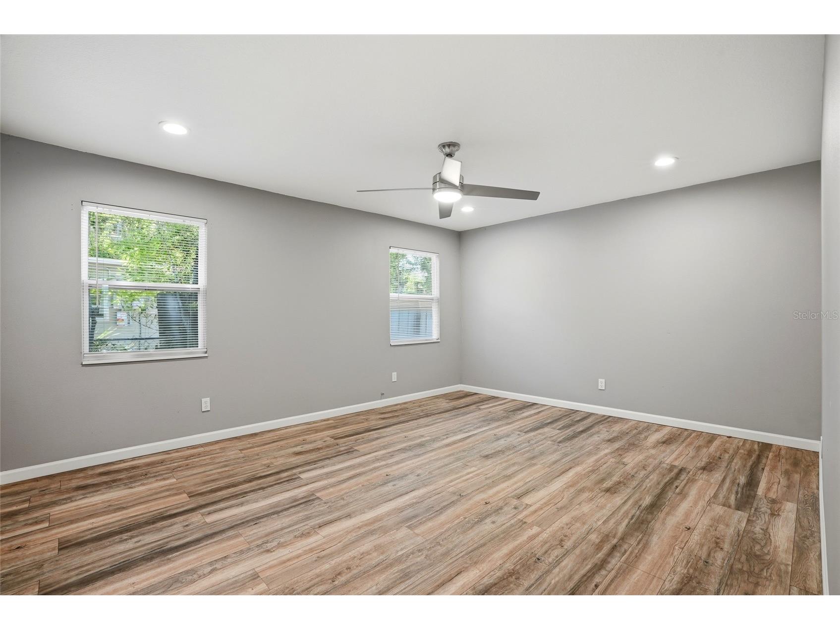 5127 4th Avenue S Saint Petersburg FL 33707 TB8505839 image14