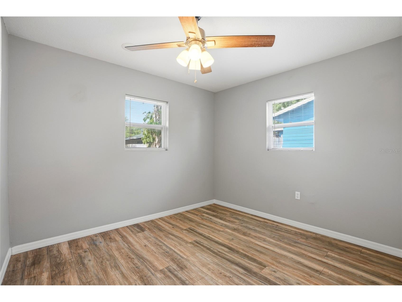 5127 4th Avenue S Saint Petersburg FL 33707 TB8505839 image22