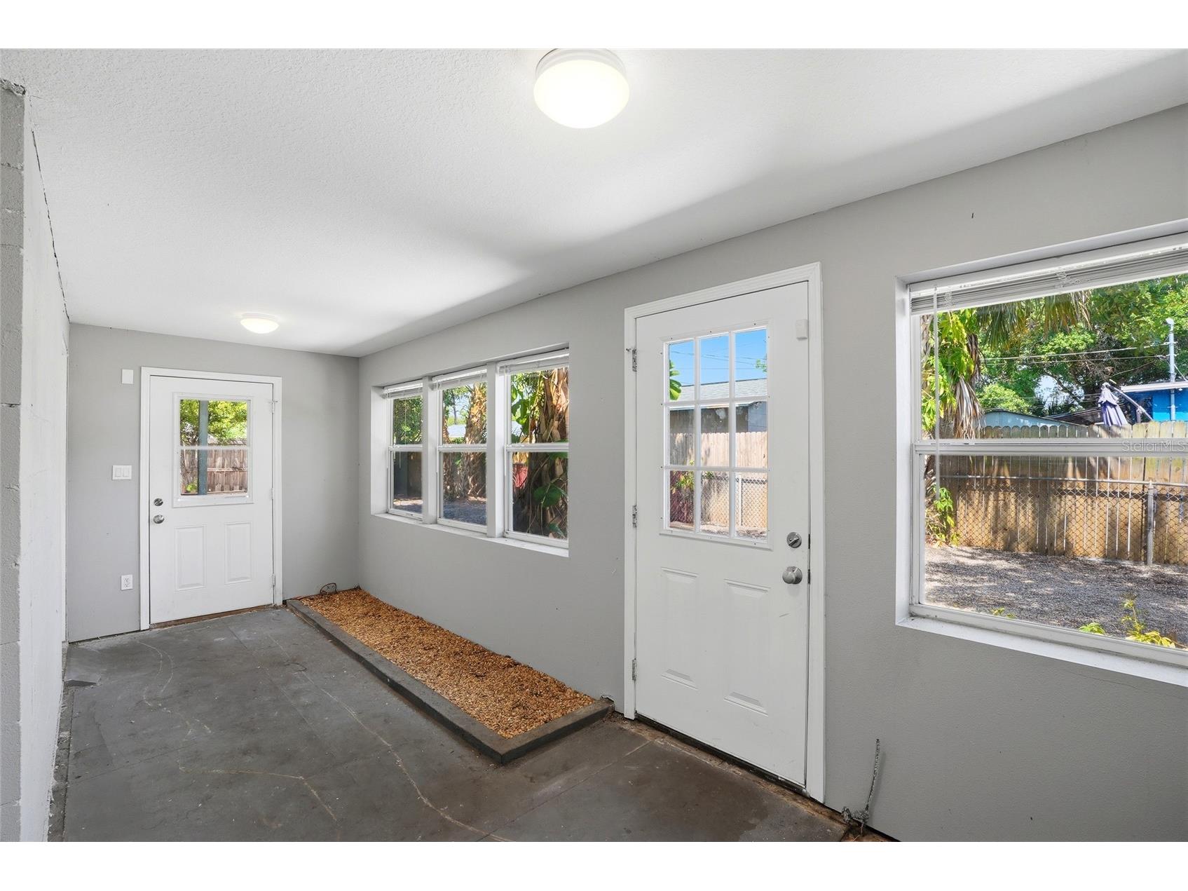 5127 4th Avenue S Saint Petersburg FL 33707 TB8505839 image28