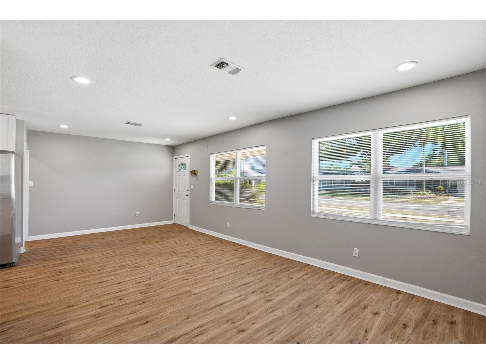 5127 4th Avenue S Saint Petersburg FL 33707 TB8505839 image7