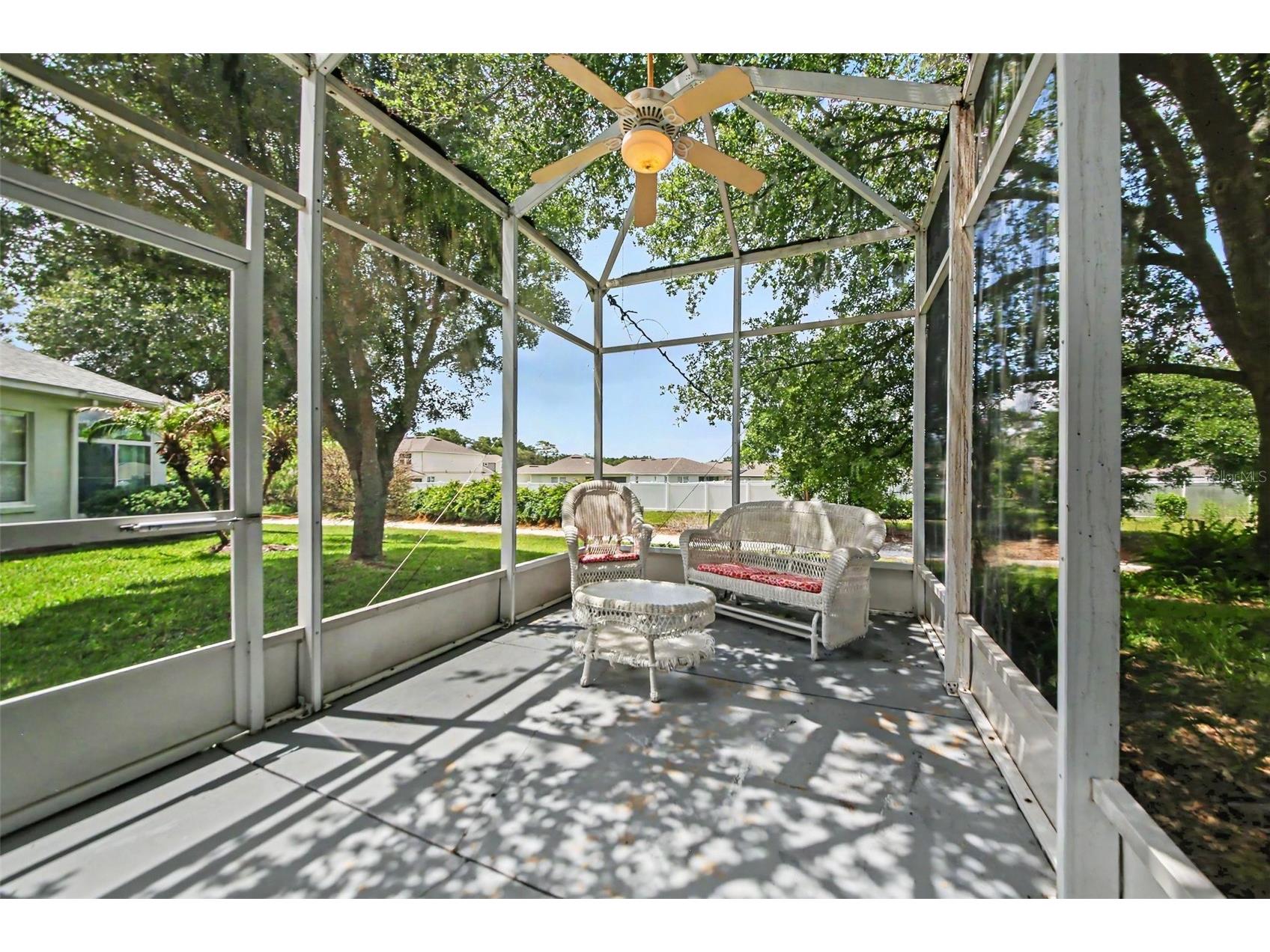 5127 Aurora Drive Leesburg FL 34748 O6418513 image36