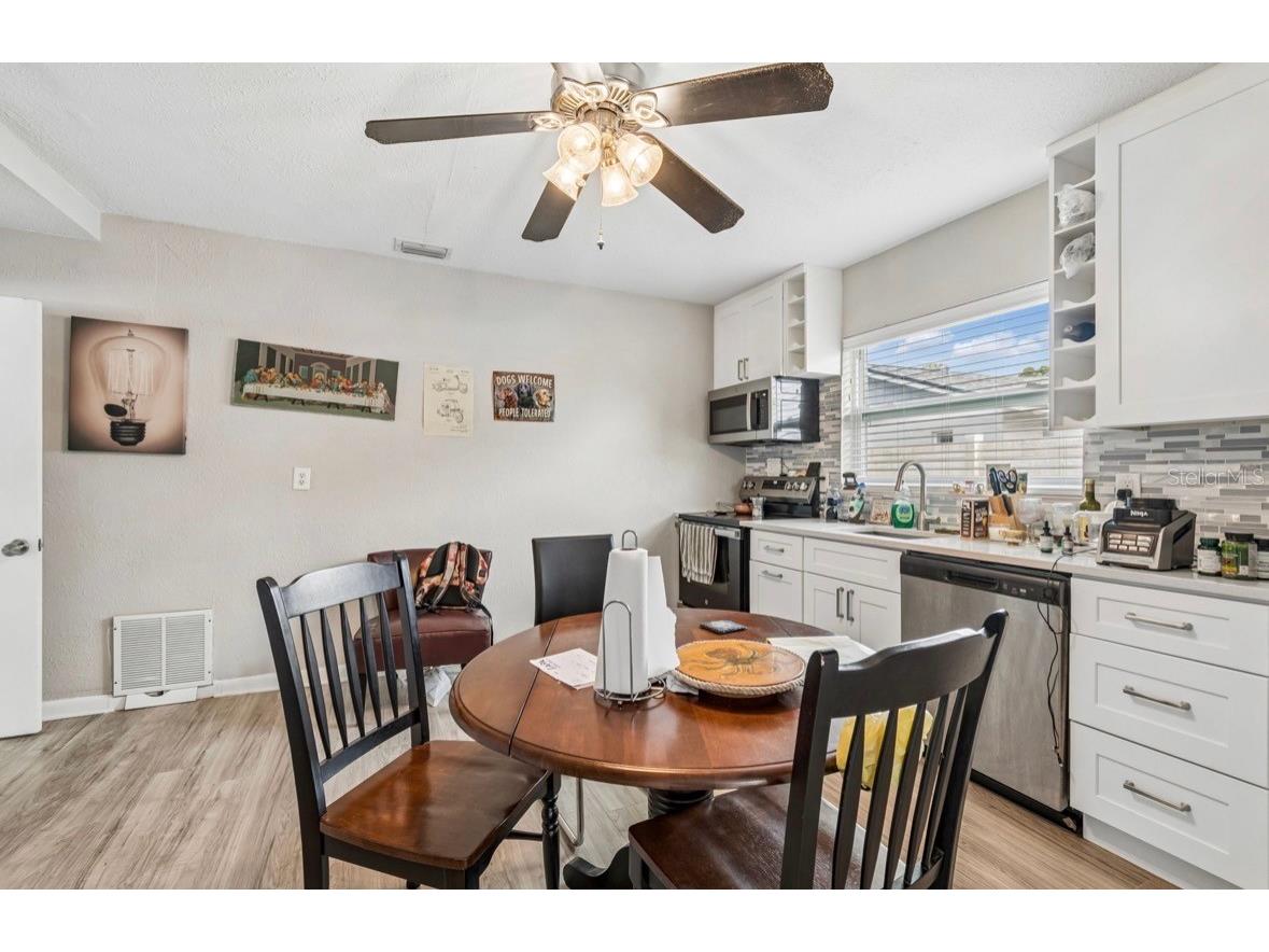 5127 Caesar Way S Saint Petersburg FL 33712 TB8520333 image40