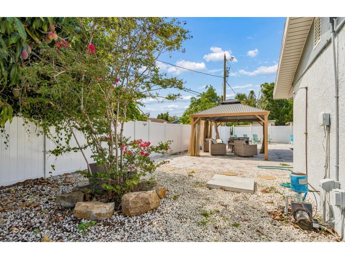 5127 Caesar Way S Saint Petersburg FL 33712 TB8520333 image57