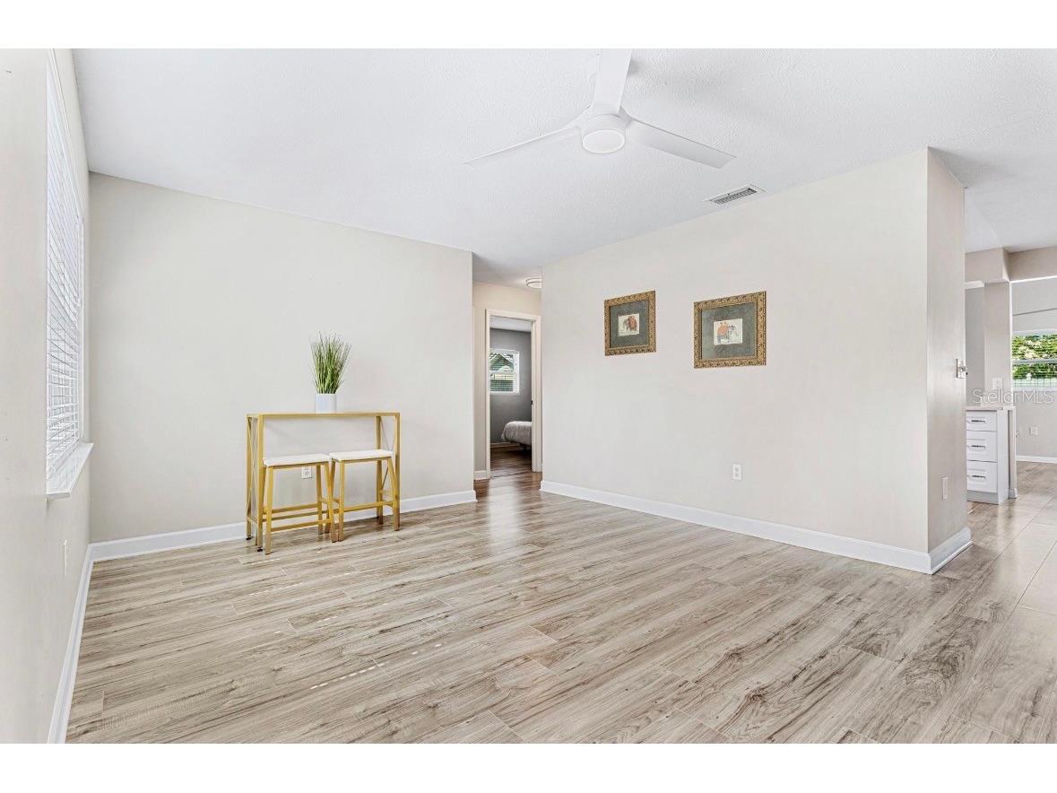 5127 Caesar Way S Saint Petersburg FL 33712 TB8520333 image6