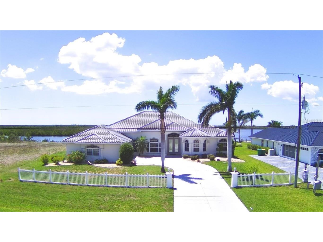 5127 Collingswood Boulevard Port Charlotte FL 33948 - MANCHESTER WATERWAY C7475625 image1