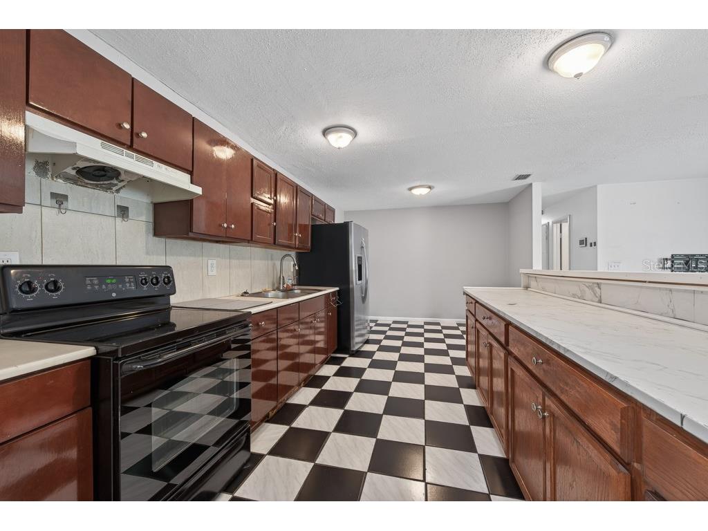 5127 Pine Street Seffner FL 33584 TB8516203 image11