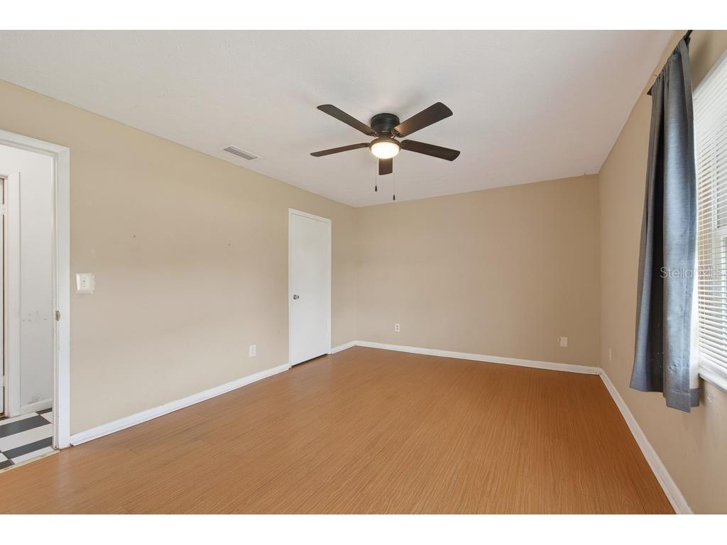 5127 Pine Street Seffner FL 33584 TB8516203 image14