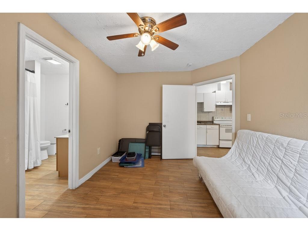 5127 Pine Street Seffner FL 33584 TB8516203 image38