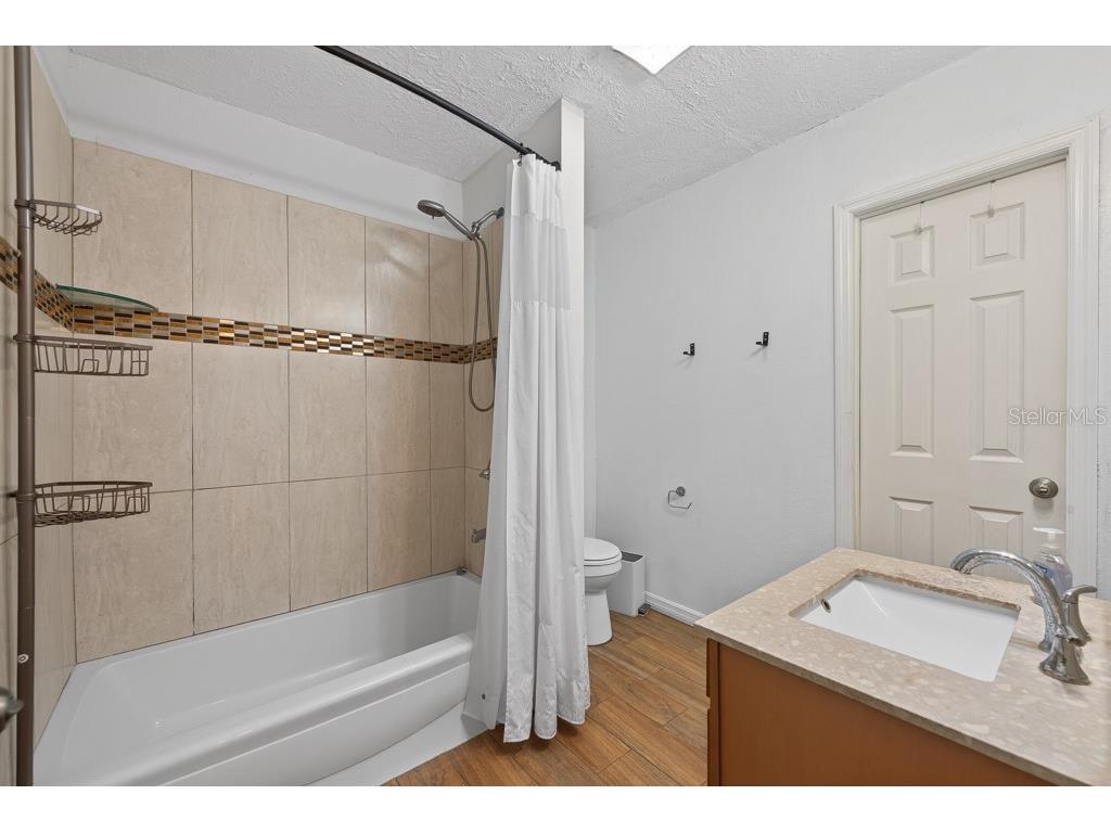 5127 Pine Street Seffner FL 33584 TB8516203 image39