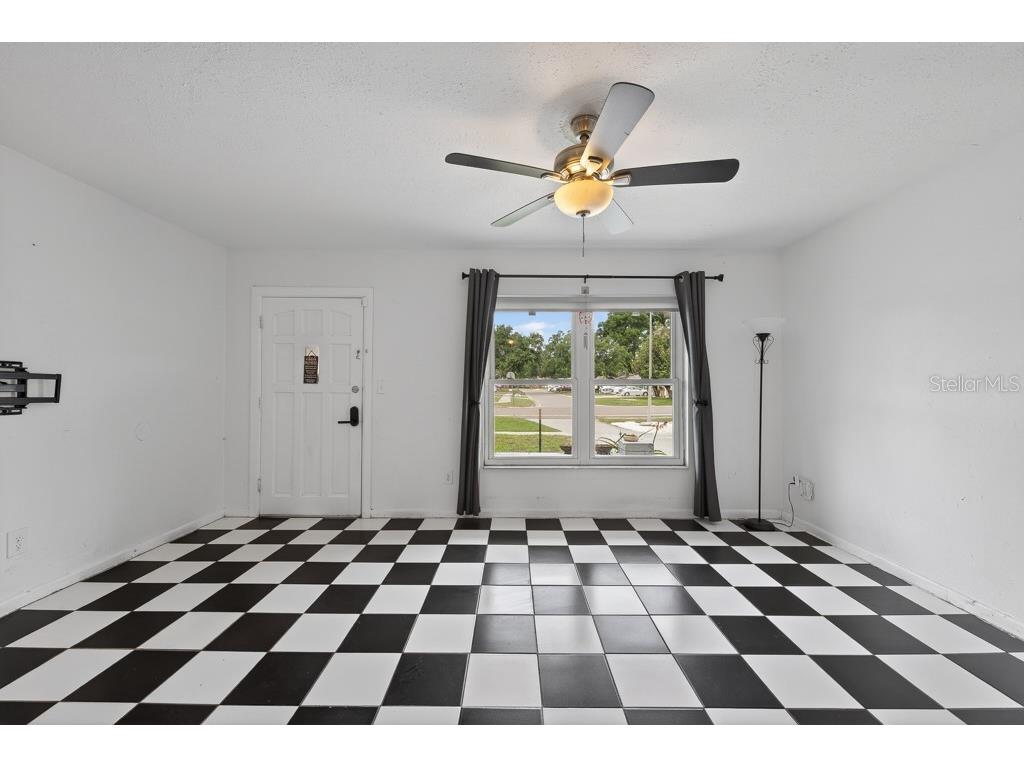 5127 Pine Street Seffner FL 33584 TB8516203 image4