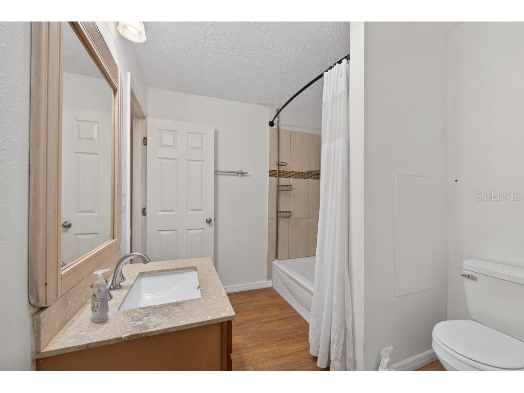 5127 Pine Street Seffner FL 33584 TB8516203 image40