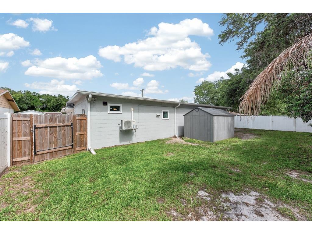 5127 Pine Street Seffner FL 33584 TB8516203 image47