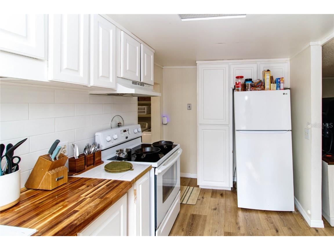 5127 Yearling Avenue Weeki Wachee FL 34607 TB8455324 image5