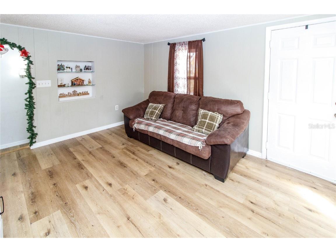 5127 Yearling Avenue Weeki Wachee FL 34607 TB8455324 image8