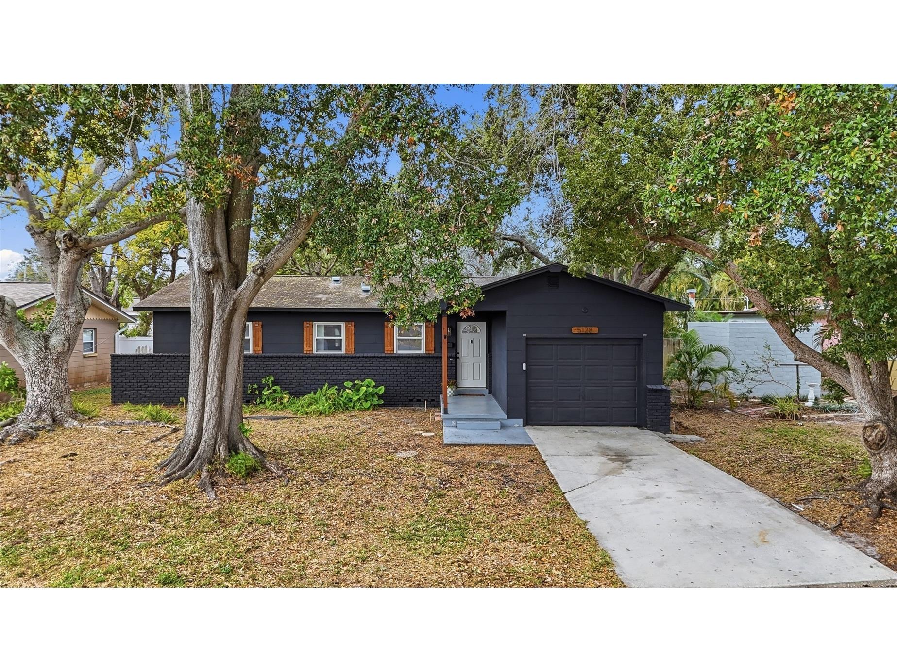 5128 18th Street N Saint Petersburg FL 33714 TB8475443 image1