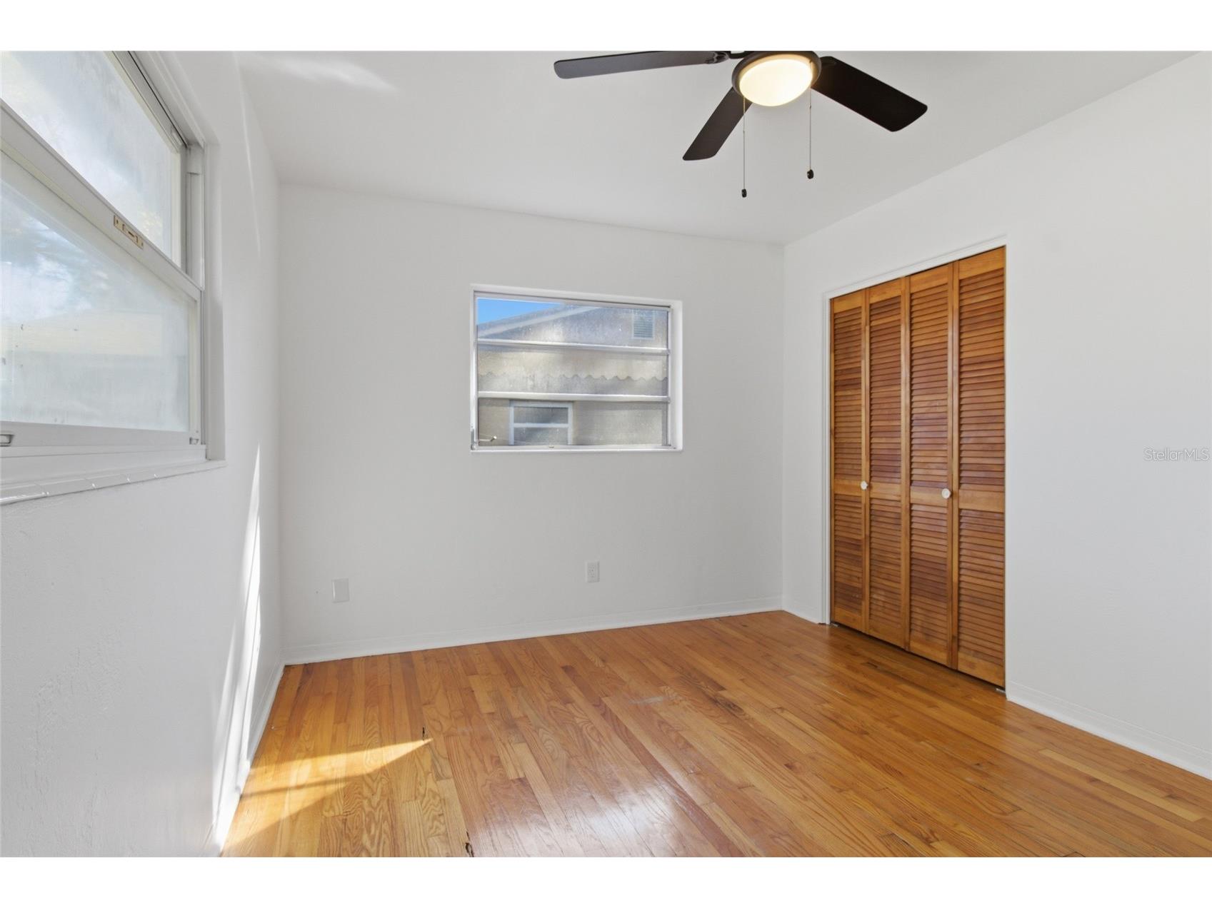 5128 18th Street N Saint Petersburg FL 33714 TB8475443 image16