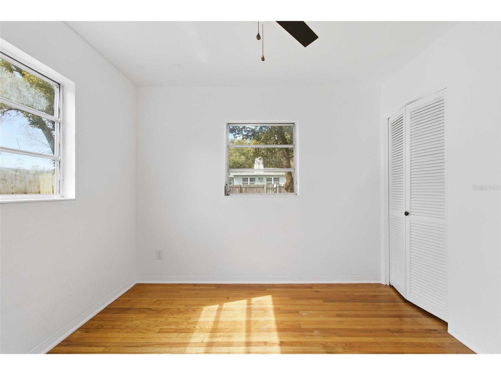 5128 18th Street N Saint Petersburg FL 33714 TB8475443 image21