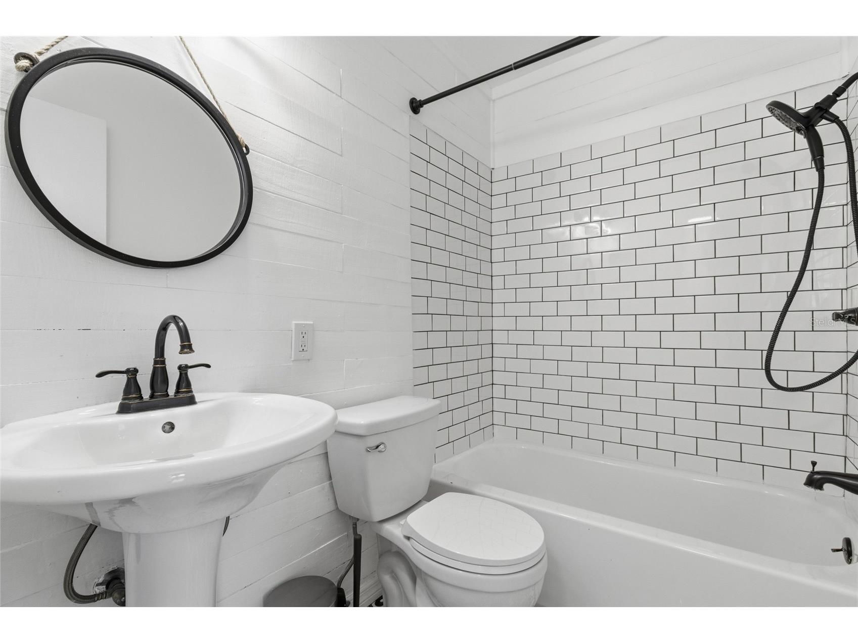 5128 18th Street N Saint Petersburg FL 33714 TB8475443 image24