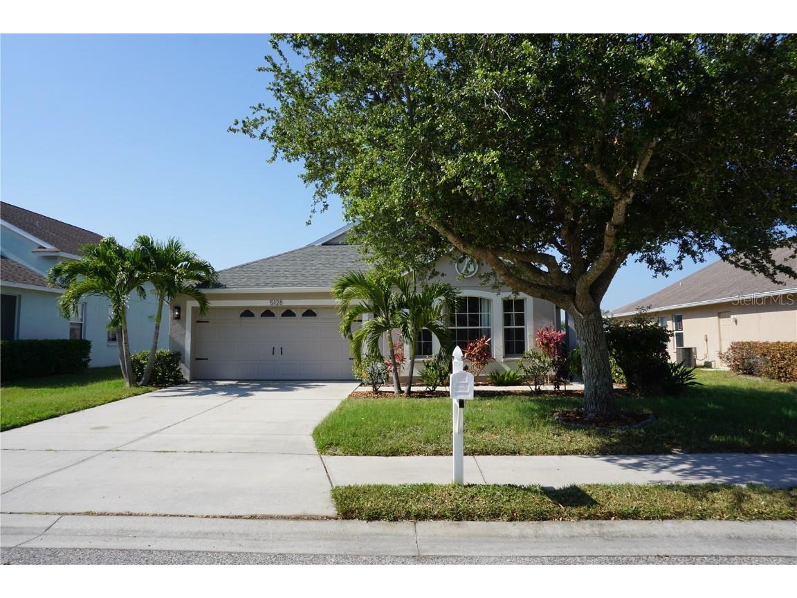 5128 58th Terrace E Bradenton FL 34203 A4612295 image1