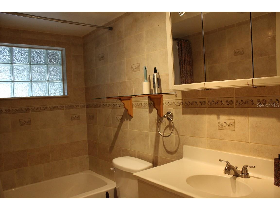 5128 Dove Drive New Port Richey FL 34652 W7878337 image15