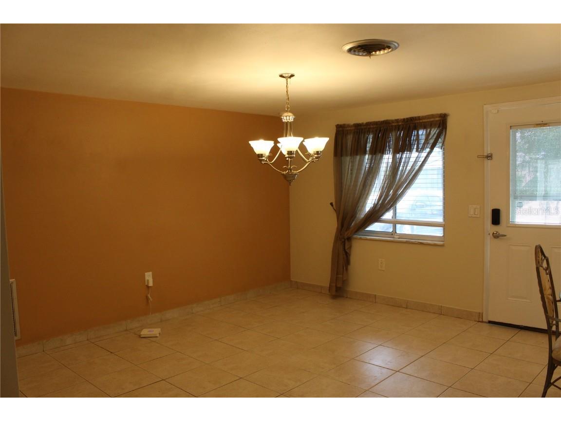 5128 Dove Drive New Port Richey FL 34652 W7878337 image5