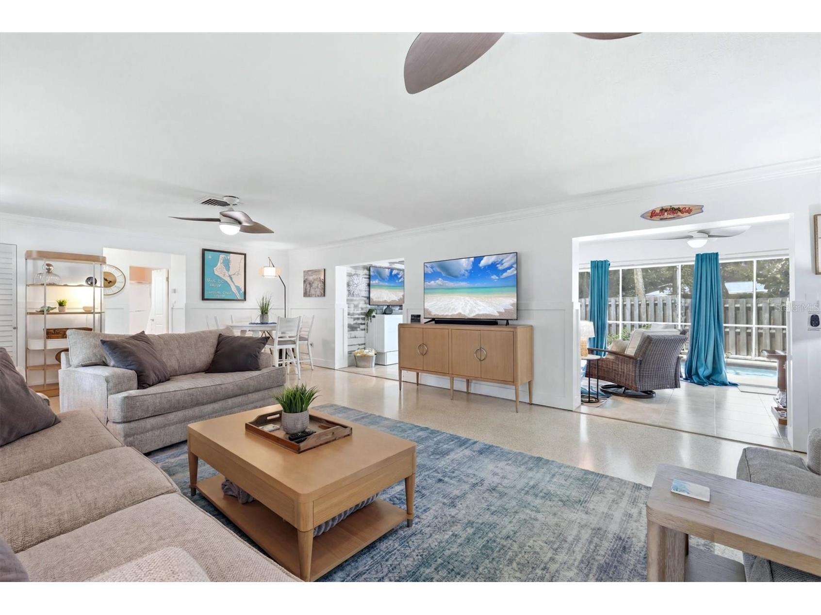 5128 Oxford Drive Sarasota FL 34242 A4697056 image10