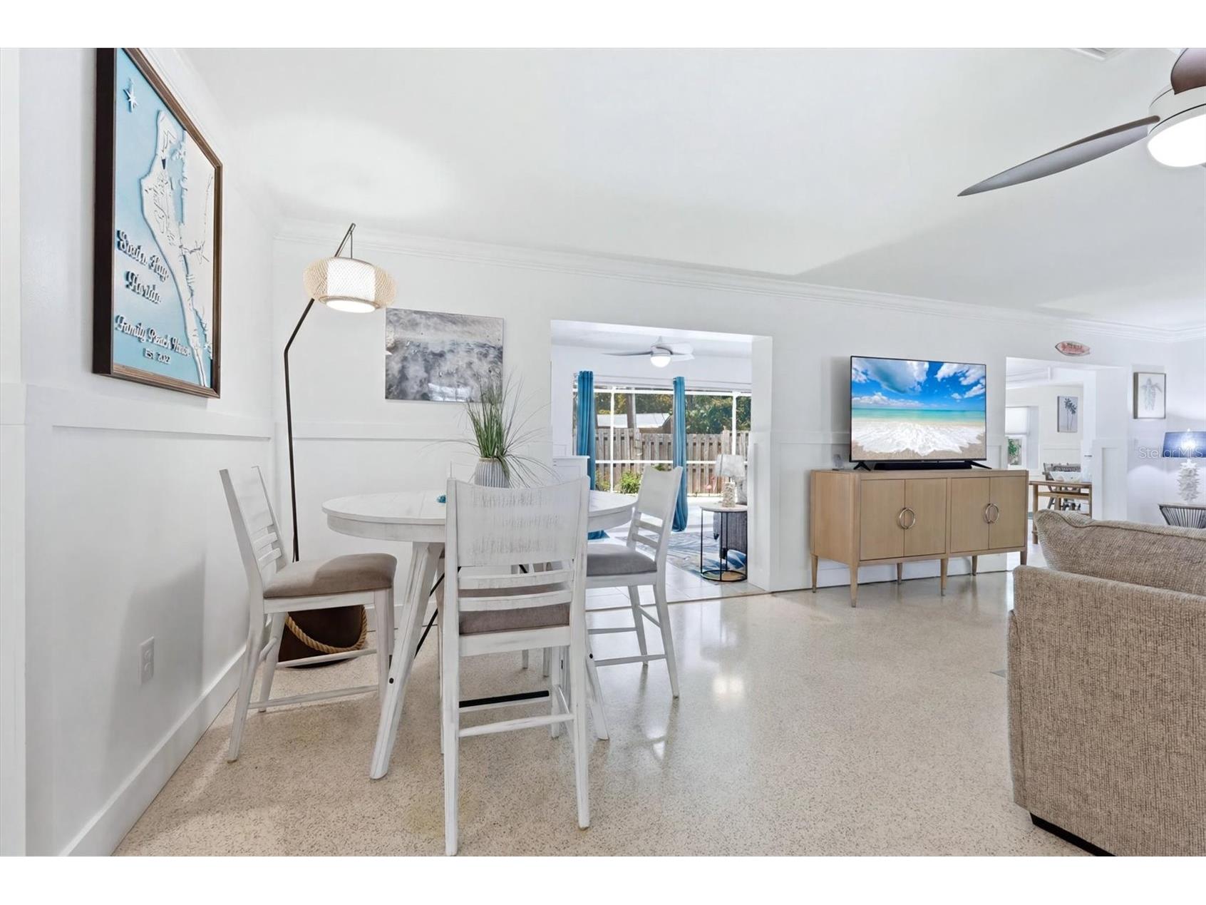 5128 Oxford Drive Sarasota FL 34242 A4697056 image11