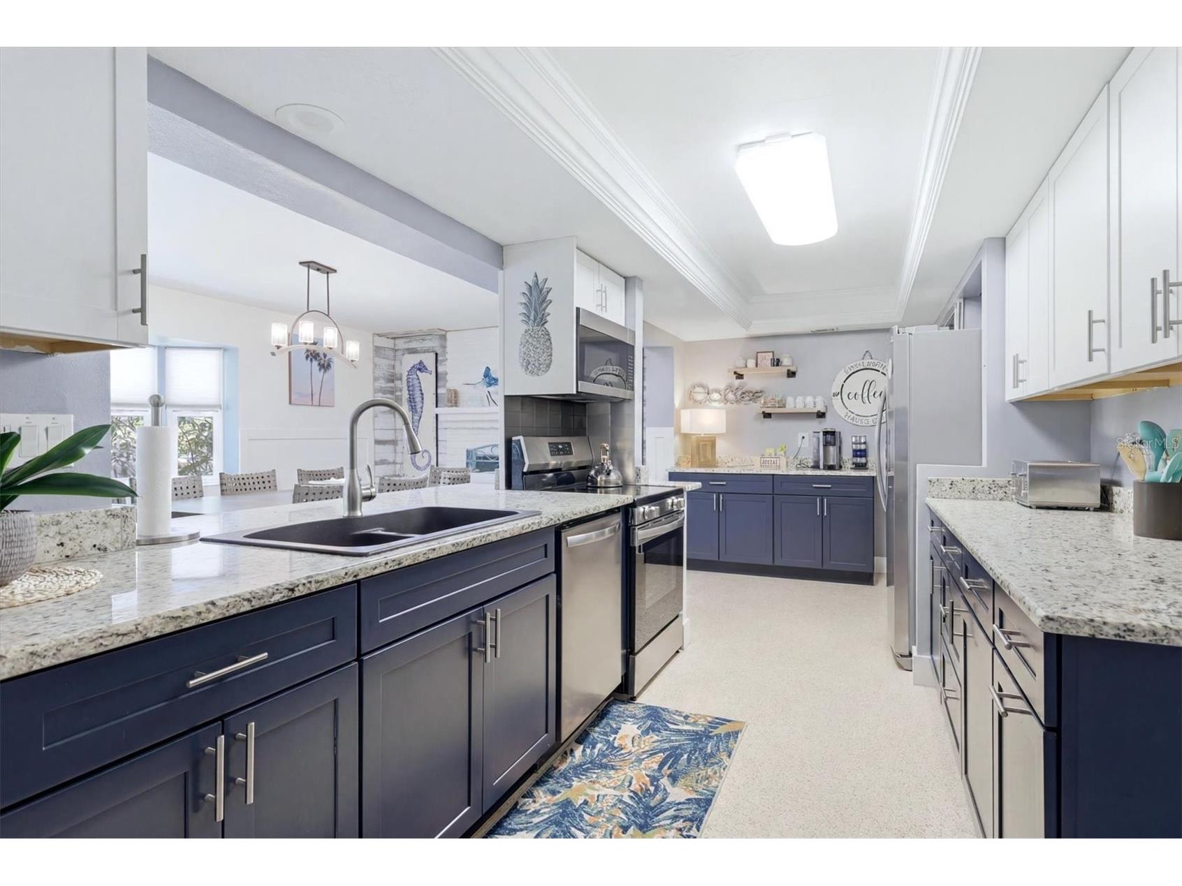 5128 Oxford Drive Sarasota FL 34242 A4697056 image13