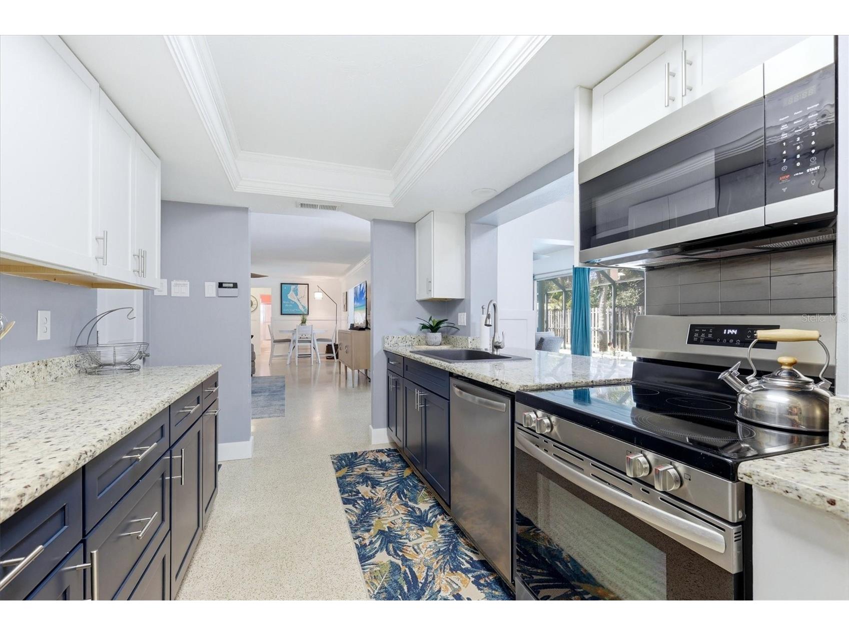5128 Oxford Drive Sarasota FL 34242 A4697056 image15