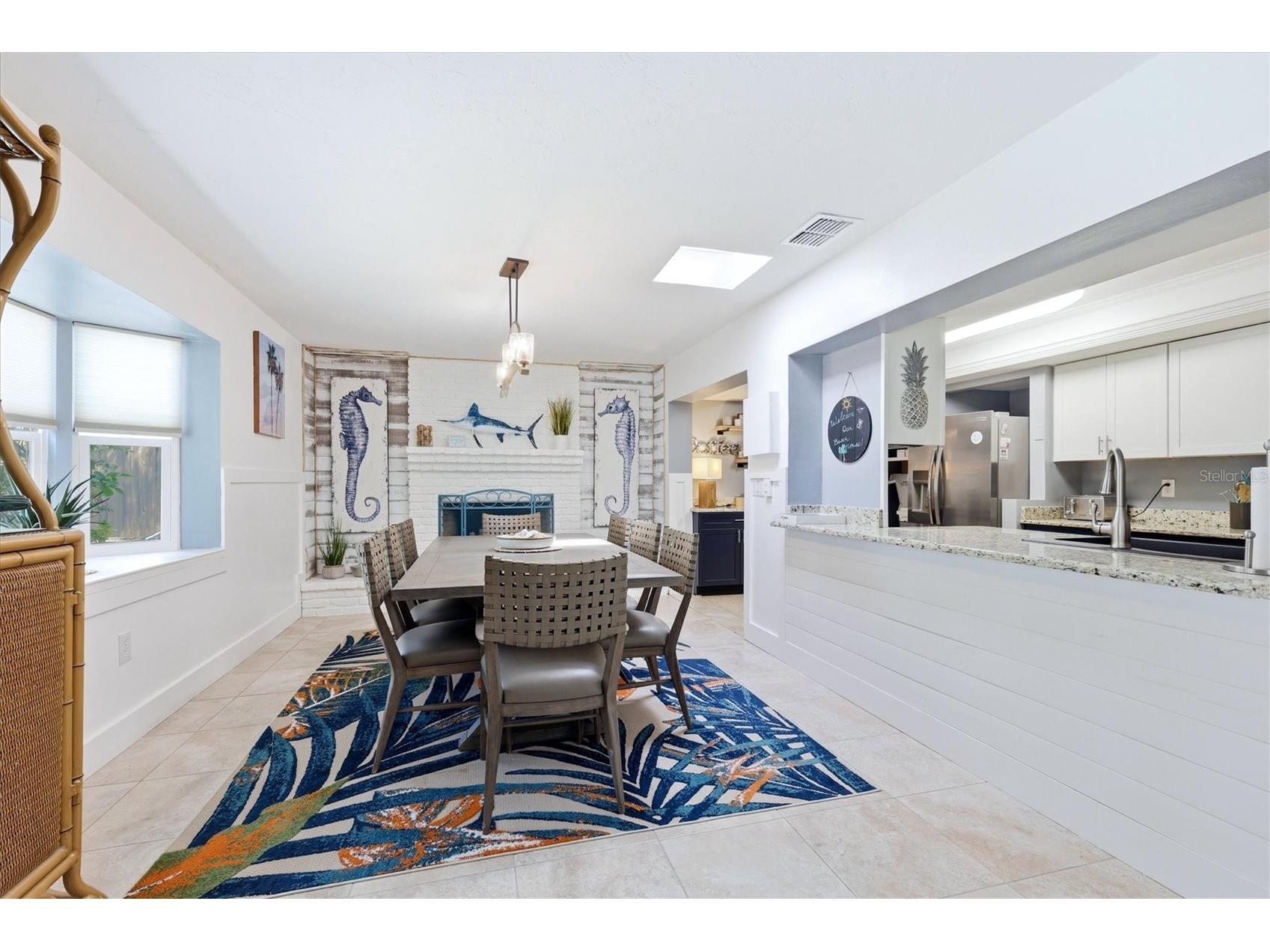 5128 Oxford Drive Sarasota FL 34242 A4697056 image18