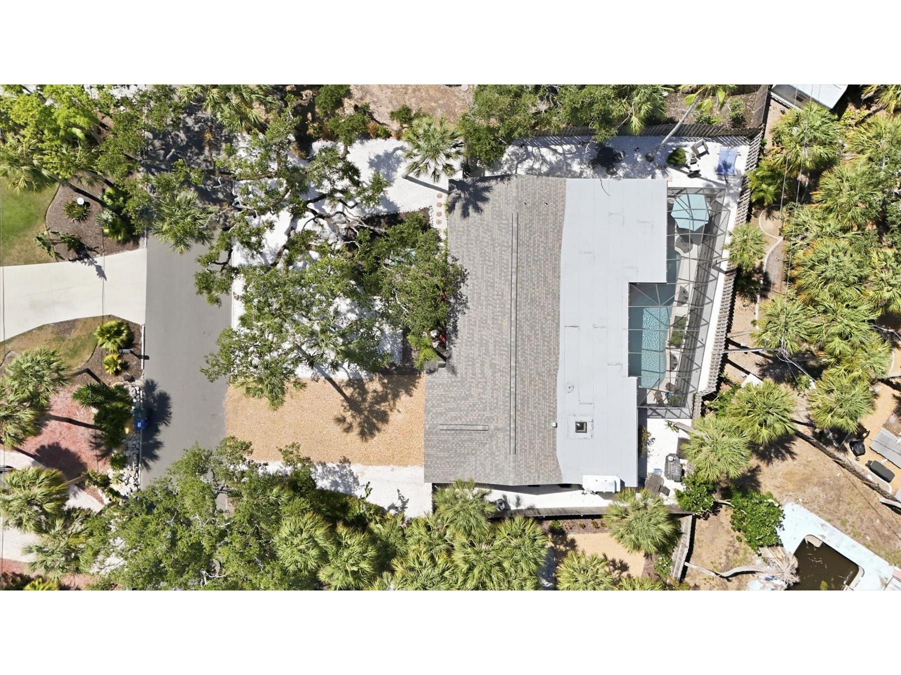 5128 Oxford Drive Sarasota FL 34242 A4697056 image45