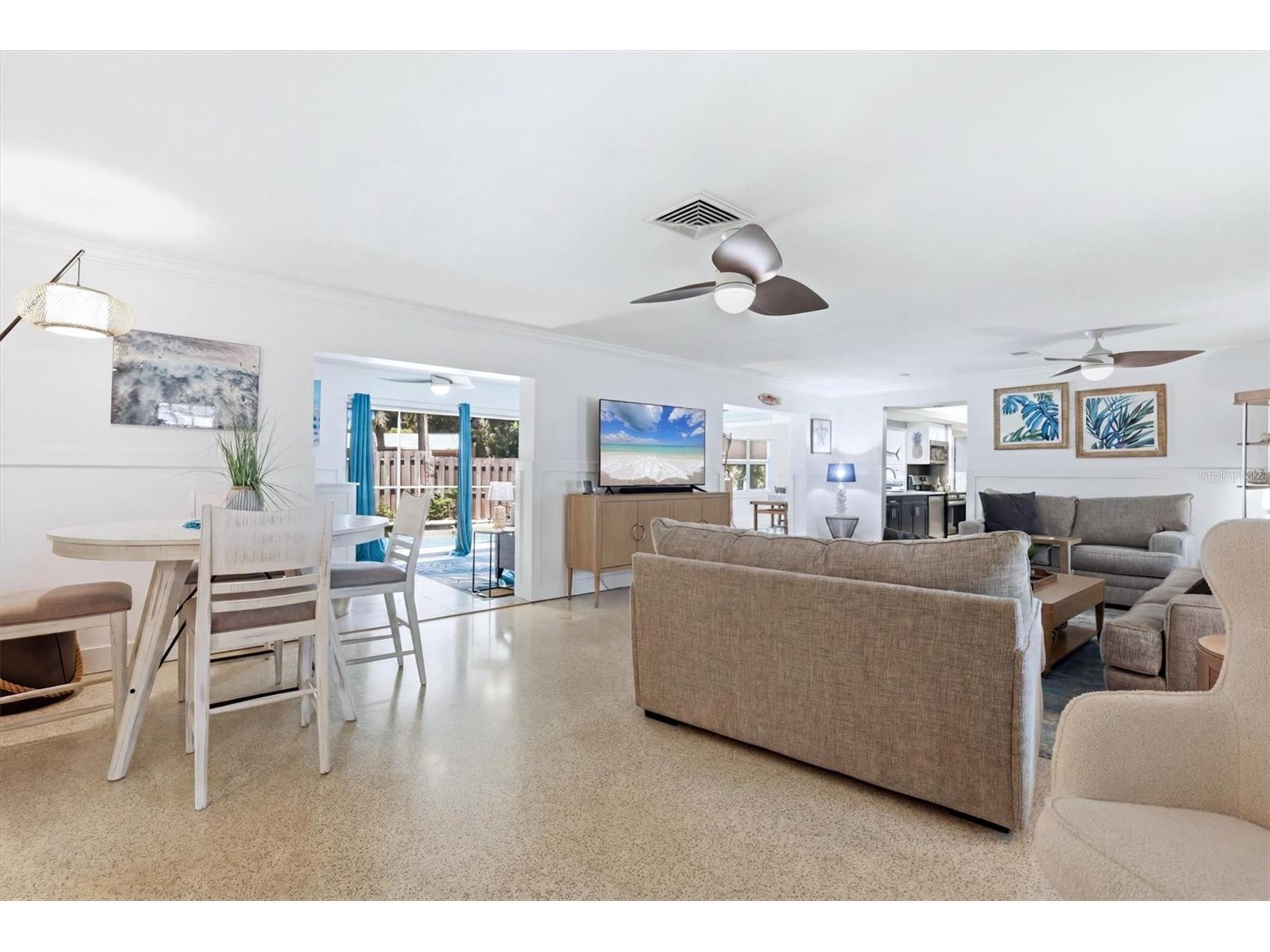5128 Oxford Drive Sarasota FL 34242 A4697056 image5