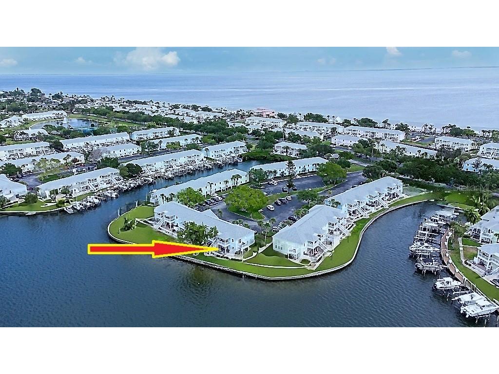 5129 SE Salmon Drive SE #A Saint Petersburg FL 33705 - TAMPA BAY & LITTLE BAYOU TB8457097 image1