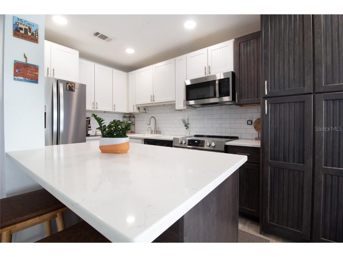 5129 SE Salmon Drive SE #A Saint Petersburg FL 33705 - TAMPA BAY & LITTLE BAYOU TB8457097 image11