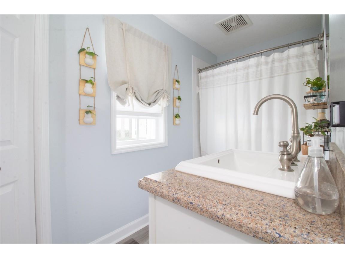 5129 SE Salmon Drive SE #A Saint Petersburg FL 33705 - TAMPA BAY & LITTLE BAYOU TB8457097 image16