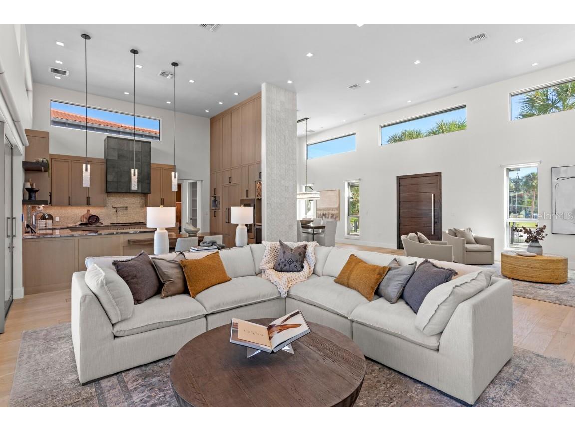 5129 W Neptune Way Tampa FL 33609 TB8434175 image20