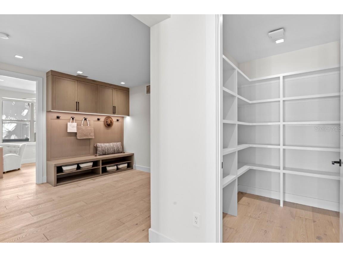 5129 W Neptune Way Tampa FL 33609 TB8434175 image29