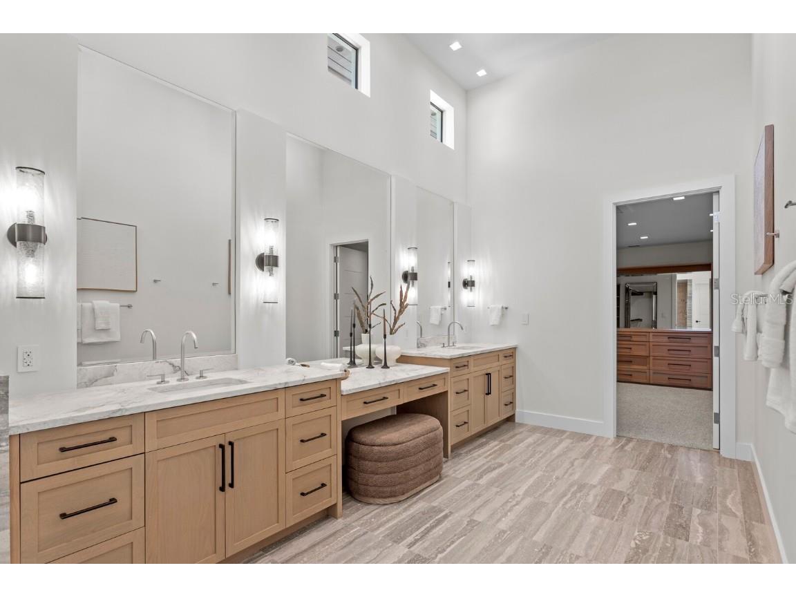 5129 W Neptune Way Tampa FL 33609 TB8434175 image42