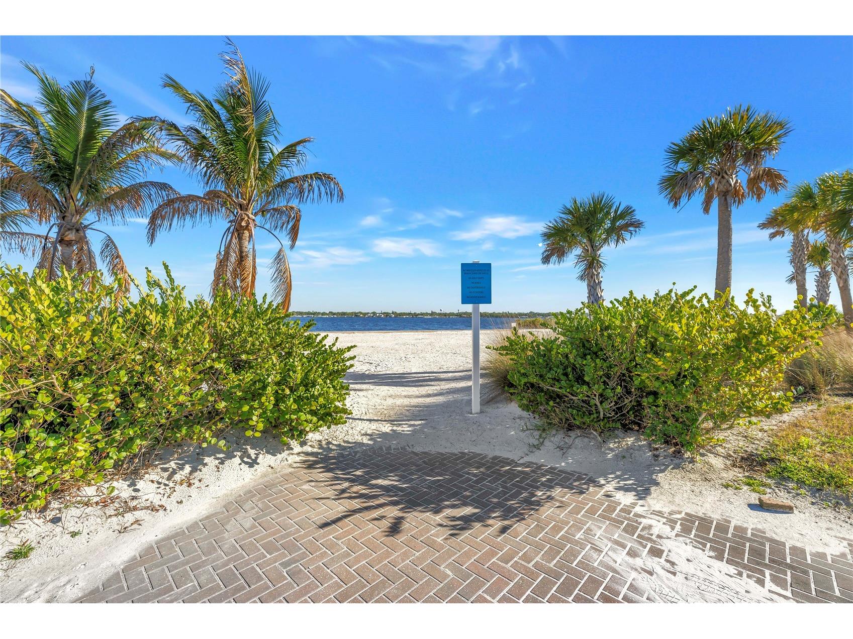 513 17th Avenue E Palmetto FL 34221 TB8531087 image75