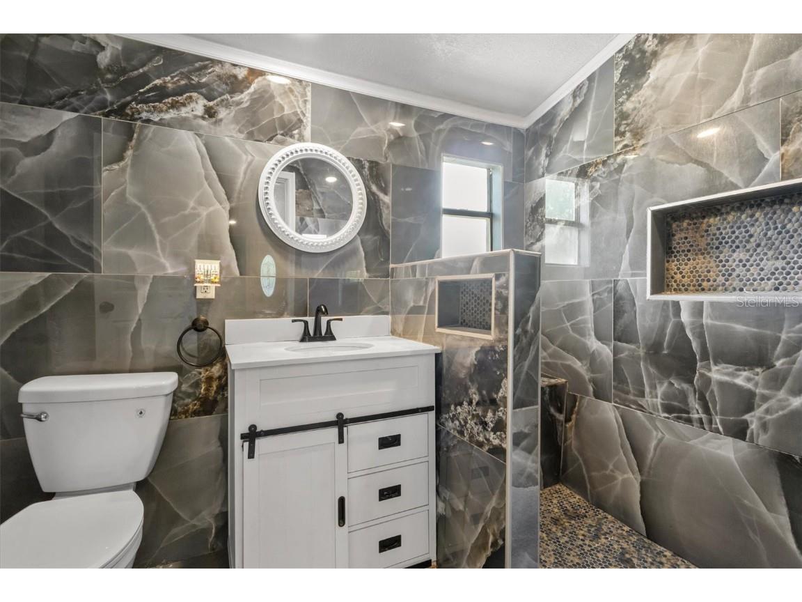 513 5th Street Dundee FL 33838 P4937007 image12